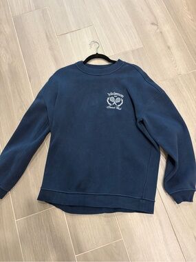 lululemon athletica women’s Navy Crewneck Sweater